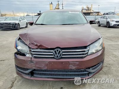 Piąte zdjęcie samochodu w środku: 2014 VOLKSWAGEN PASSAT SE VIN:1VWBT7A30EC060560 - miniatura