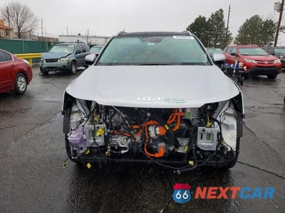 Piąte zdjęcie samochodu w środku: 2025 KIA SORENTO HYBRID EX VIN:KNDRHDJG7S5288740 - miniatura