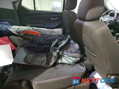 Zdjęcie 11 z 12 samochodu: 2021 CHEVROLET TRAVERSE LS VIN:1GNEVLKW1MJ121007 - miniatura