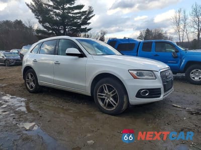 Czwarte zdjęcie samochodu z boku: 2017 AUDI Q5 PREMIUM VIN:WA1C2AFP1HA066347 - miniatura