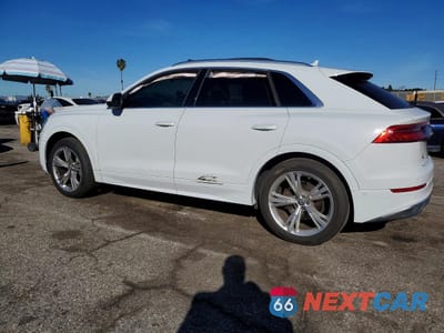 Drugie zdjęcie samochodu z przodu: 2020 AUDI Q8 PREMIUM PLUS VIN:WA1BVAF10LD021910 - miniatura