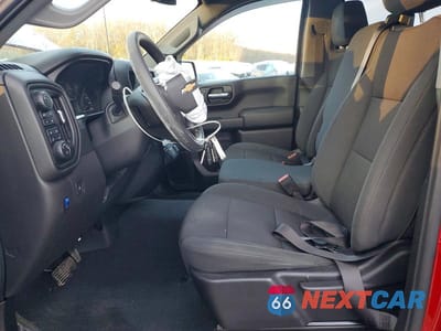 Zdjęcie 7 z 11 samochodu: 2021 CHEVROLET SILVERADO K1500 CUSTOM VIN:3GCPYBEK4MG271674 - miniatura