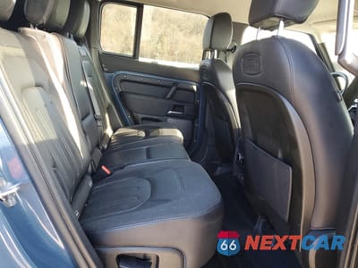 Zdjęcie 11 z 14 samochodu: 2020 LAND ROVER DEFENDER 110 S VIN:SALEJEEX9L2023350 - miniatura