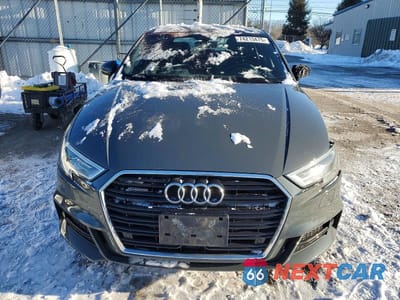 Piąte zdjęcie samochodu w środku: 2017 AUDI A3 PREMIUM PLUS VIN:WAUJ8GFF8H1007864 - miniatura
