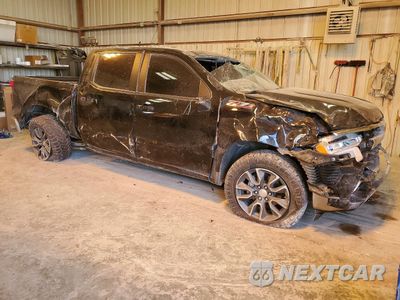 Czwarte zdjęcie samochodu z boku: 2023 CHEVROLET SILVERADO K1500 LT VIN:2GCUDDED6P1133529 - miniatura