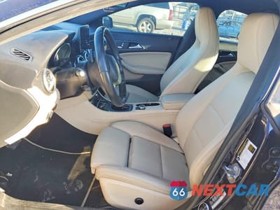 Zdjęcie 7 z 11 samochodu: 2018 MERCEDES-BENZ CLA 250 4MATIC VIN:WDDSJ4GB4JN657480 - miniatura