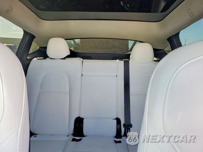Zdjęcie 10 z 15 samochodu: 2021 TESLA MODEL Y VIN:5YJYGDEEXMF269821 - miniatura