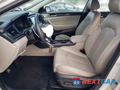 Zdjęcie 7 z 12 samochodu: 2018 HYUNDAI SONATA SPORT VIN:5NPE34AF9JH672392 - miniatura