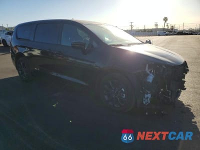 Czwarte zdjęcie samochodu z boku: 2024 CHRYSLER PACIFICA HYBRID SELECT VIN:2C4RC1S73RR185436 - miniatura