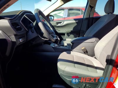 Zdjęcie 7 z 14 samochodu: 2020 FORD ESCAPE SE VIN:1FMCU9G69LUB31954 - miniatura