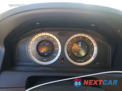 Zdjęcie 9 z 11 samochodu: 2010 VOLVO XC60 T6 VIN:YV4992DZXA2119968 - miniatura