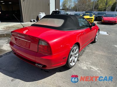 Czwarte zdjęcie samochodu z boku: 2002 MASERATI SPYDER CAMBIOCORSA VIN:ZAMBB18A820005905 - miniatura