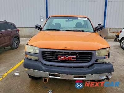 Piąte zdjęcie samochodu w środku: 2001 GMC SIERRA K2500 HEAVY DUTY VIN:1GTHK24U91Z279354 - miniatura