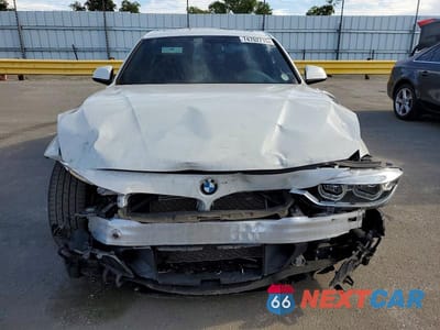 Piąte zdjęcie samochodu w środku: 2017 BMW 330E VIN:WBA8E1C39HA159358 - miniatura