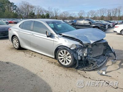 Czwarte zdjęcie samochodu z boku: 2019 TOYOTA CAMRY L VIN:4T1B11HK5KU210845 - miniatura