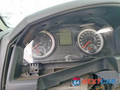 Zdjęcie 9 z 11 samochodu: 2017 RAM 2500 ST VIN:3C6UR5CL8HG667293 - miniatura