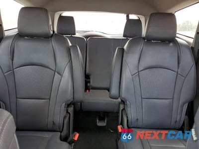 Zdjęcie 10 z 13 samochodu: 2018 BUICK ENCLAVE ESSENCE VIN:5GAERBKW4JJ212874 - miniatura