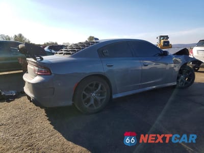 Trzecie zdjęcie samochodu z tyłu: 2019 DODGE CHARGER R/T VIN:2C3CDXCT0KH619328 - miniatura