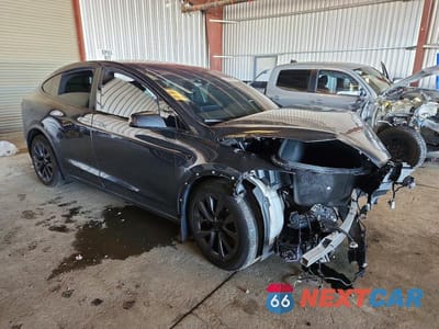 Czwarte zdjęcie samochodu z boku: 2024 TESLA MODEL X VIN:7SAXCAE58RF438833 - miniatura