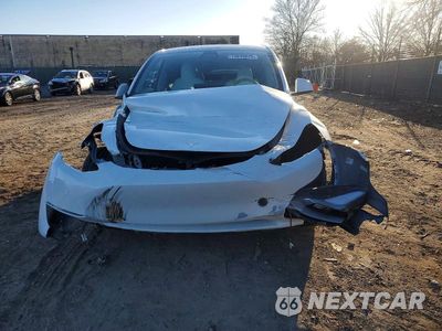 Piąte zdjęcie samochodu w środku: 2023 TESLA MODEL Y VIN:7SAYGDEE4PF674287 - miniatura