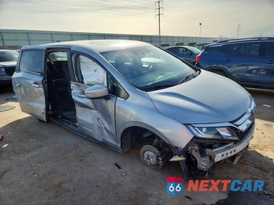 Czwarte zdjęcie samochodu z boku: 2019 HONDA ODYSSEY EXL VIN:5FNRL6H77KB006191 - miniatura