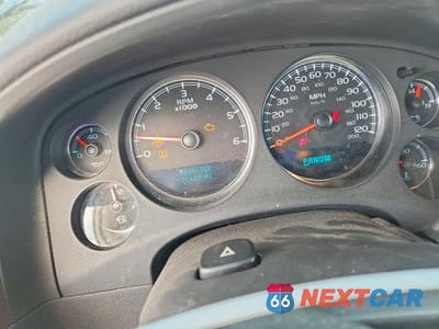 Zdjęcie 9 z 11 samochodu: 2008 GMC NEW SIERRA C1500 DENALI VIN:2GTEC638081181411 - miniatura