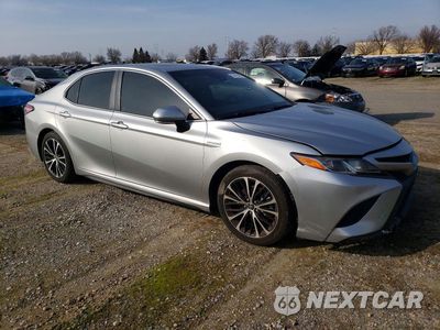 Czwarte zdjęcie samochodu z boku: 2018 TOYOTA CAMRY HYBRID VIN:4T1B21HK9JU509170 - miniatura