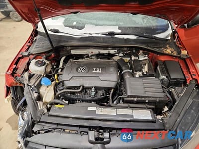 Zdjęcie 11 z 12 samochodu: 2018 VOLKSWAGEN GOLF R VIN:WVWVF7AU4JW142011 - miniatura