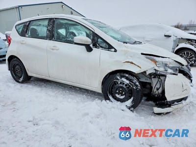 Czwarte zdjęcie samochodu z boku: 2018 NISSAN VERSA NOTE S VIN:3N1CE2CP6JL355572 - miniatura