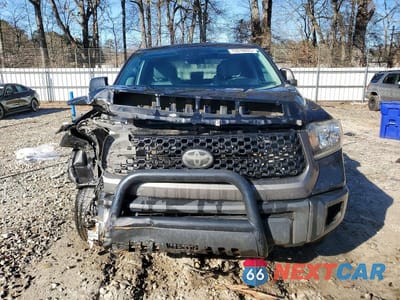 Piąte zdjęcie samochodu w środku: 2019 TOYOTA TUNDRA DOUBLE CAB SR VIN:5TFRM5F18KX137688 - miniatura