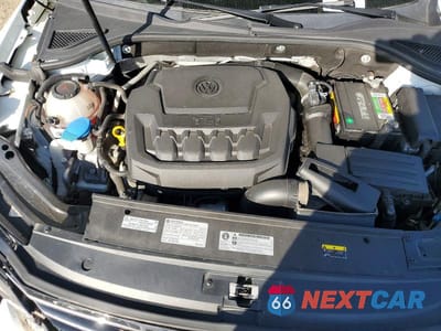Zdjęcie 11 z 12 samochodu: 2019 VOLKSWAGEN PASSAT VIN:1VWLA7A32KC008787 - miniatura