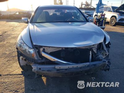 Piąte zdjęcie samochodu w środku: 2011 HONDA ACCORD LX VIN:1HGCP2F36BA086225 - miniatura
