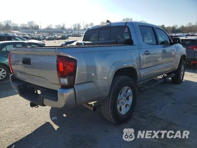 Trzecie zdjęcie samochodu z tyłu: 2019 TOYOTA TACOMA DOUBLE CAB VIN:5TFAX5GN0KX147167 - miniatura