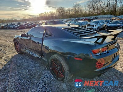 Drugie zdjęcie samochodu z przodu: 2013 CHEVROLET CAMARO LT VIN:2G1FC1E39D9209817 - miniatura