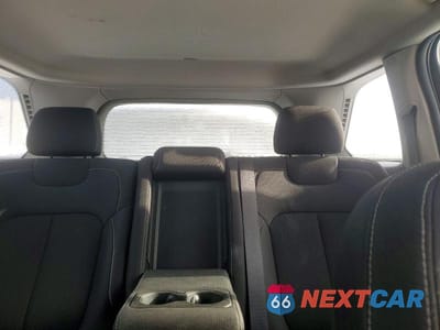Zdjęcie 10 z 13 samochodu: 2023 JEEP GRAND CHEROKEE LAREDO VIN:1C4RJHAG9PC562535 - miniatura