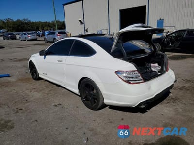 Drugie zdjęcie samochodu z przodu: 2013 MERCEDES-BENZ C 250 VIN:WDDGJ4HB8DG014692 - miniatura