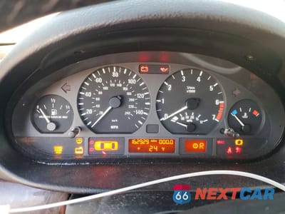 Zdjęcie 9 z 13 samochodu: 2002 BMW 325 I VIN:WBAET37402NG78373 - miniatura