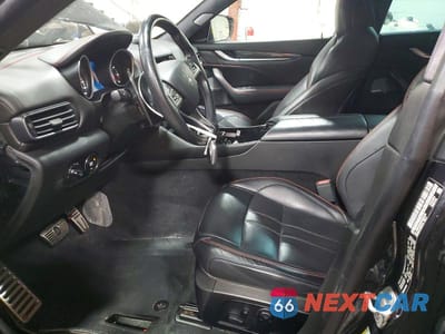 Zdjęcie 7 z 14 samochodu: 2019 MASERATI LEVANTE GTS VIN:ZN661ZUA9KX324149 - miniatura