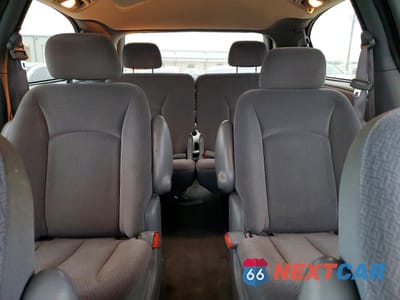 Zdjęcie 10 z 14 samochodu: 2004 DODGE GRAND CARAVAN SXT VIN:2D4GP44L34R602377 - miniatura