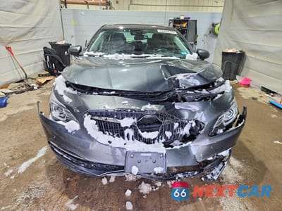 Piąte zdjęcie samochodu w środku: 2017 BUICK LACROSSE PREMIUM VIN:1G4ZR5SS1HU170585 - miniatura