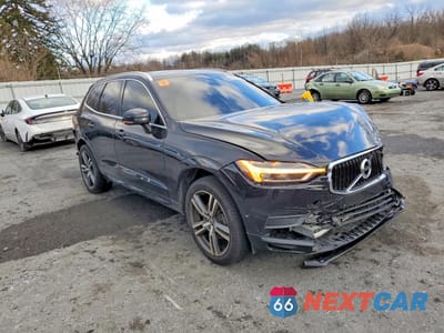Czwarte zdjęcie samochodu z boku: 2018 VOLVO XC60 T5 MOMENTUM VIN:YV4102RK3J1064904 - miniatura
