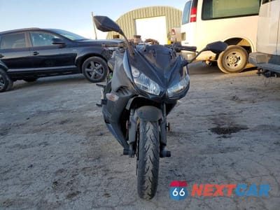 Drugie zdjęcie samochodu z przodu: 2015 KAWASAKI ZX1000 VIN:JKAZXCM16FA005305 - miniatura