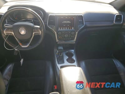 Zdjęcie 8 z 12 samochodu: 2018 JEEP GRAND CHEROKEE LAREDO VIN:1C4RJEAG6JC323191 - miniatura