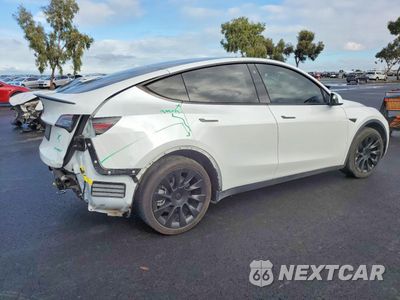 Trzecie zdjęcie samochodu z tyłu: 2021 TESLA MODEL Y VIN:5YJYGDEE9MF180306 - miniatura