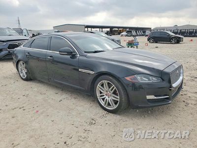 Czwarte zdjęcie samochodu z boku: 2017 JAGUAR XJL PORTFOLIO VIN:SAJWA2G75H8W12117 - miniatura