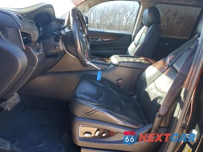 Zdjęcie 7 z 13 samochodu: 2016 CADILLAC ESCALADE ESV LUXURY VIN:1GYS3HKJ0GR181105 - miniatura