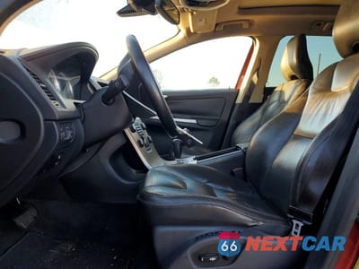 Zdjęcie 7 z 12 samochodu: 2011 VOLVO XC60 3.2 VIN:YV4952DL0B2200826 - miniatura