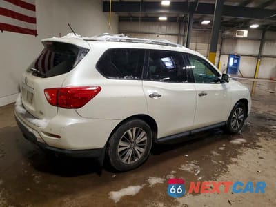 Trzecie zdjęcie samochodu z tyłu: 2017 NISSAN PATHFINDER S VIN:5N1DR2MN7HC910291 - miniatura