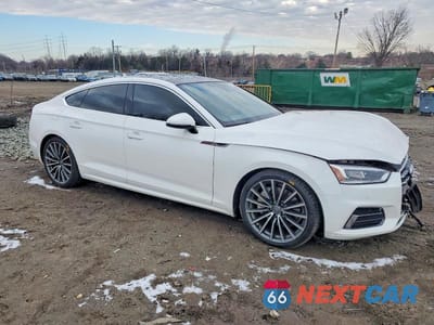 Czwarte zdjęcie samochodu z boku: 2018 AUDI A5 PREMIUM PLUS VIN:WAUBNCF53JA091515 - miniatura