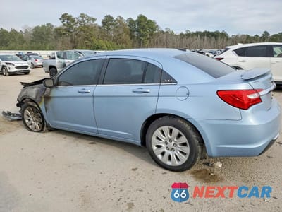 Drugie zdjęcie samochodu z przodu: 2014 CHRYSLER 200 LX VIN:1C3CCBAB2EN231528 - miniatura